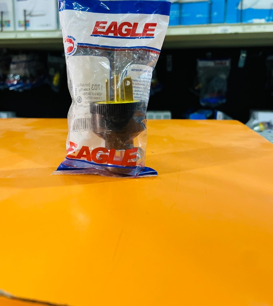 ENCHUFE POLARIZADO C/ ABRAZADERA 20A-250V EAGLE 1703