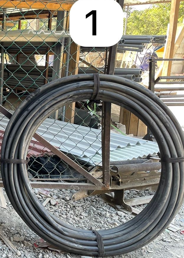 POLIDUCTO LISO NEGRO DE 1" ROLLO 150 PIES