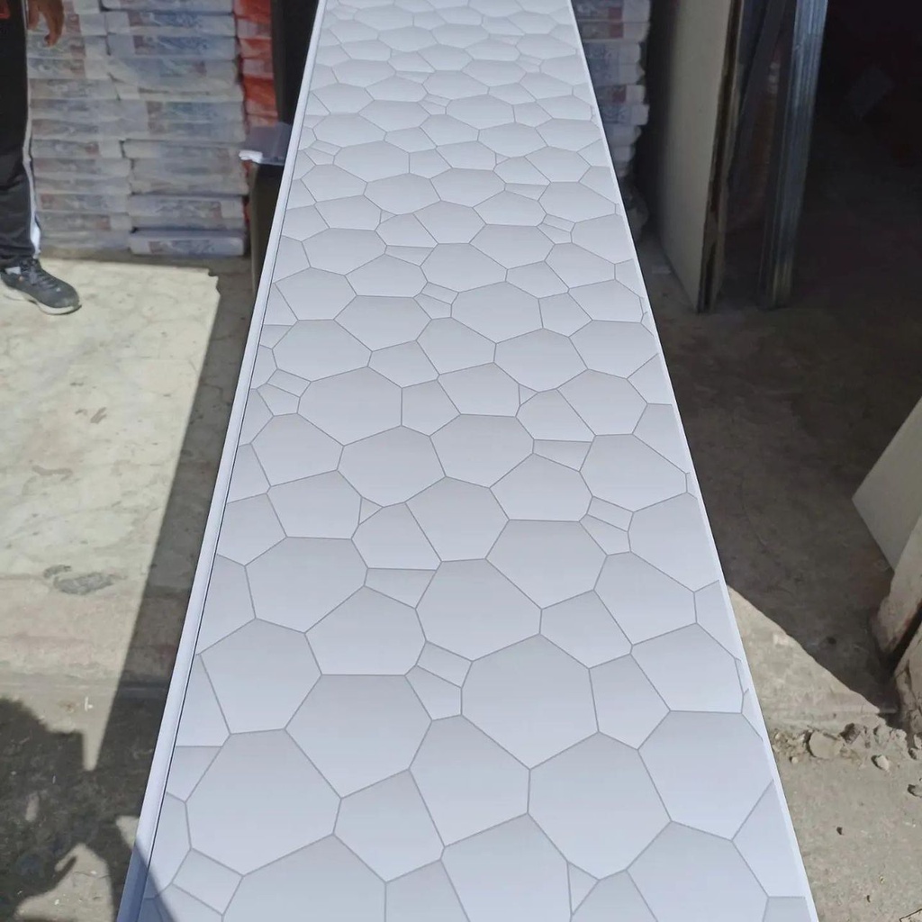 TABLILLA PVC BLANCO DISEÑO CUBO NUEVA 412101