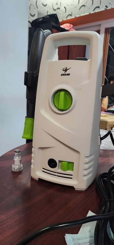 HIDROLAVADORA A PRESION 1200W ZEUS 