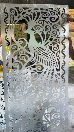 [LAM006] LAMINA DECORATIVA PAVO REAL P/PUERTA DE METAL 006